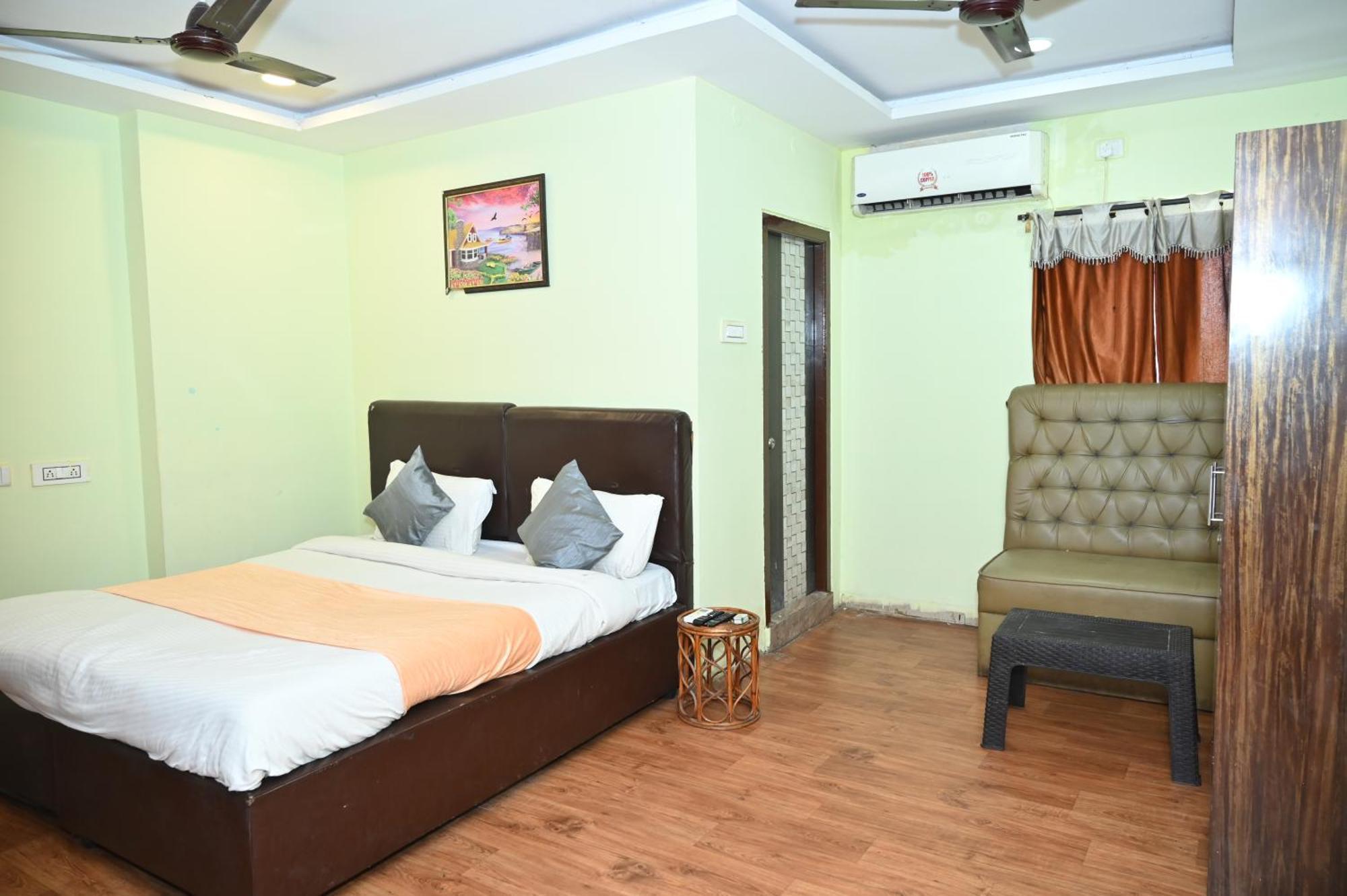 Hotel Ankitha Grand Hyderabad Exterior foto